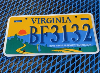 Virginia's Blue Ridge Parkway specialty license plate