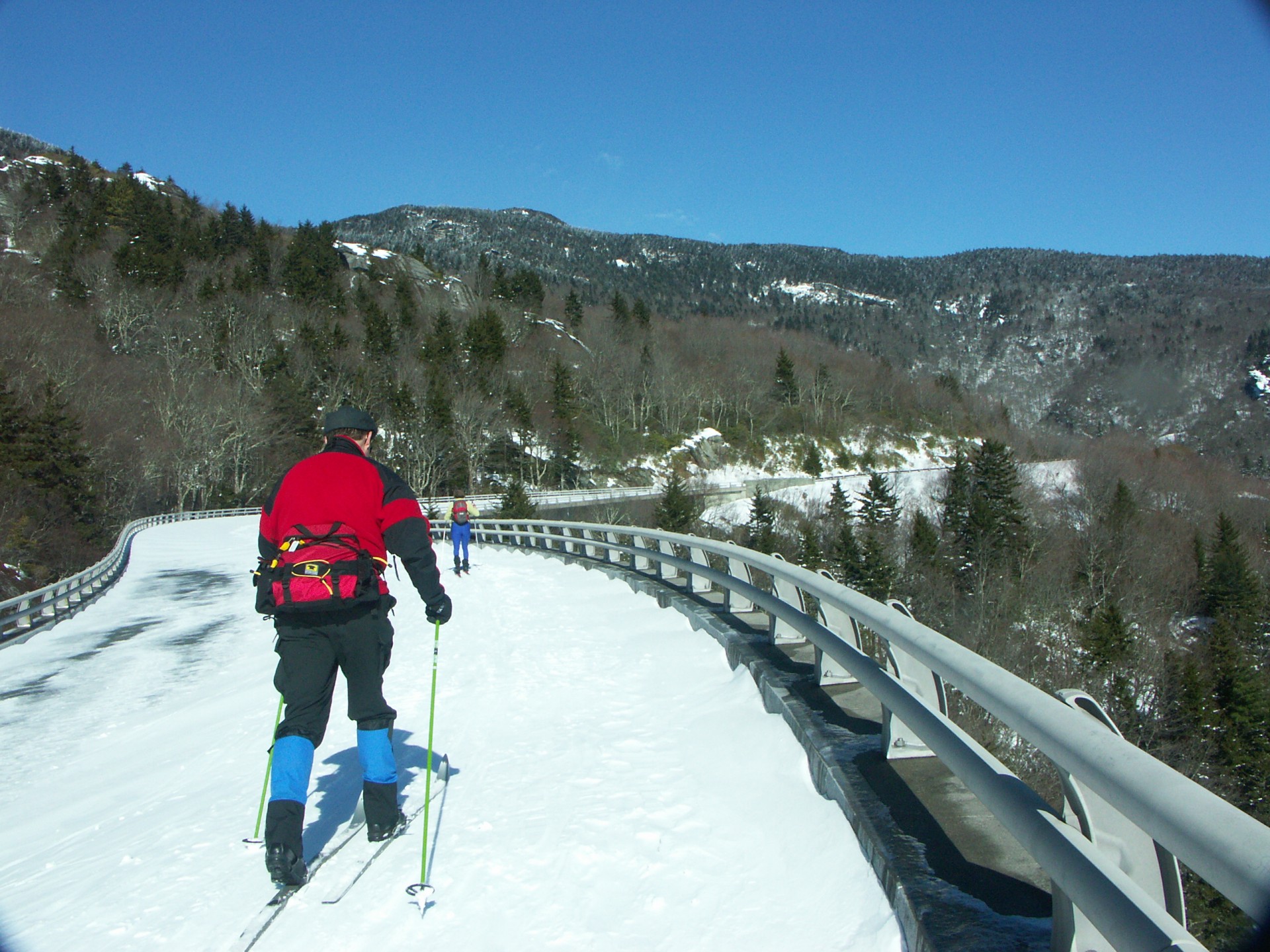 Skiing the Linn Cove Viaduct